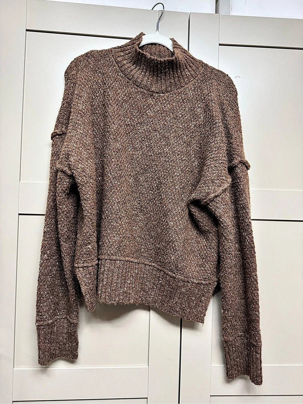 Blu Pepper Brown Turtleneck Sweater Size Large